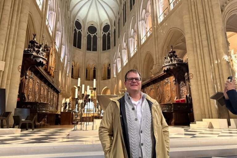 Private Notre Dame & Latin Quarter Tour