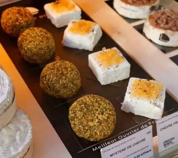 Take a private Marais food tour.